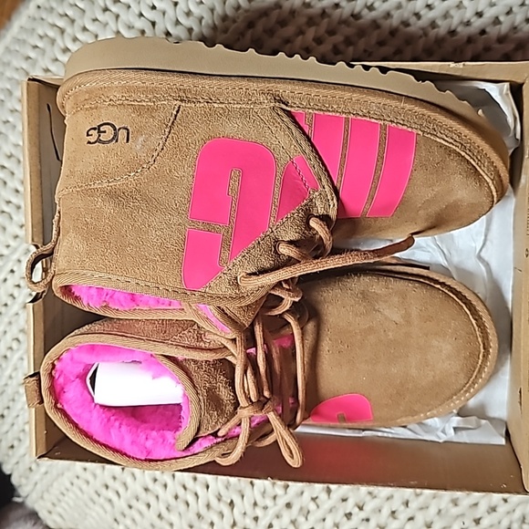 Brown and pink UGGS - Picture 2 of 5